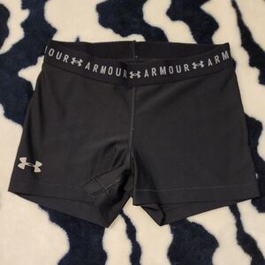 Under Armour Black Athletic Shorts with Moisture-Wicking Fabric